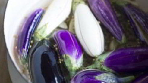 быстрые маринованные баклажаны