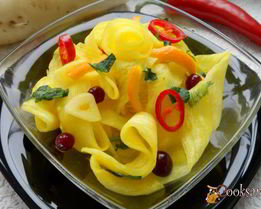 Дайкон маринованный