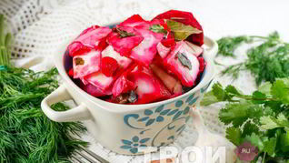 Капуста по-грузински со свеклой