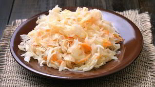 Хрустящая маринованная капуста