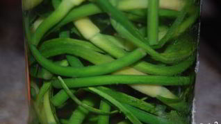 Маринование стрелок чеснока