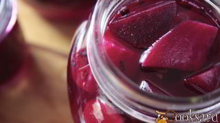 Маринованная свекла