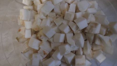 маринованный корень сельдерея