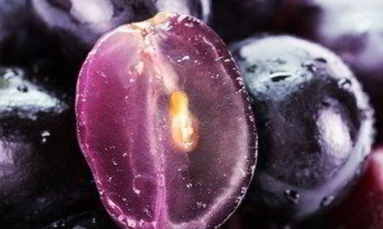 Рецепт маринованного винограда с корицей и черным перцем