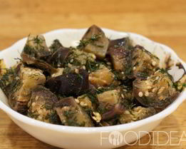 Маринованные баклажаны с чесноком