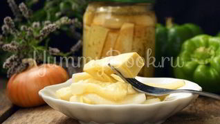 Маринованные кабачки с кетчупом Чили