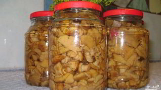 Маринованные лисички с луком