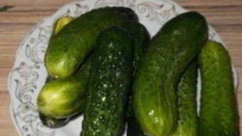 маринованные огурцы с морковкой и луком