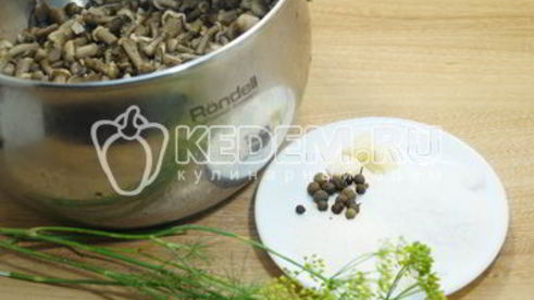 маринованные опята в банках