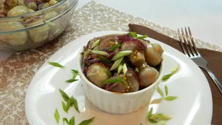 Маринованные шампиньоны с маслом и уксусом