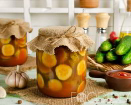 Огурцы в томатной заливке с томатной пастой на зиму