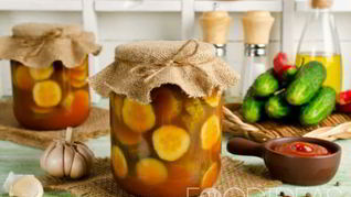 Огурцы в томатной заливке с томатной пастой на зиму