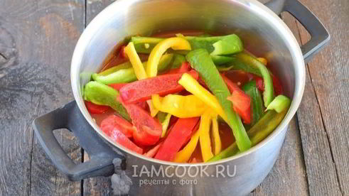 перец в томатном соке на зиму