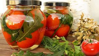 Помидоры на зиму с листьями дуба