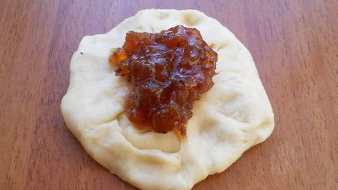 булочки с повидлом