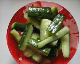 Быстрые малосольные огурчики