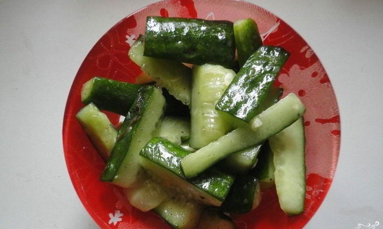 Рецепт быстрых малосольных огурчиков