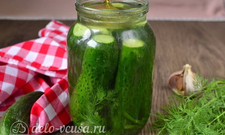 Рецепт быстрых малосольных огурцов в банке