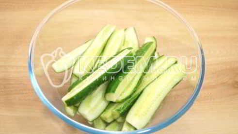 малосольные огурцы хрустящие