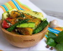 Малосольные овощи в пакете