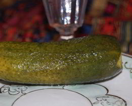 Огурцы малосольные фирменные