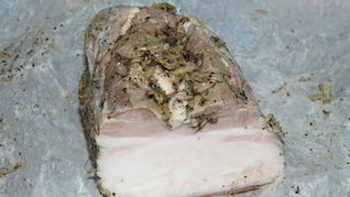 Сало в чесноке