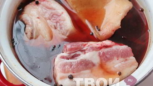 сало в луковой шелухе