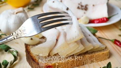 сало в рассоле в банке