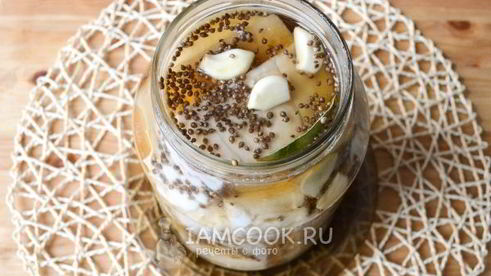 сало в рассоле в банке