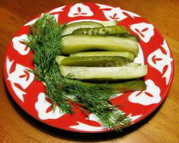 Вкусные малосольные огурцы в кастрюле