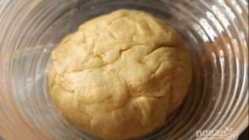 сухофрукты в тесте