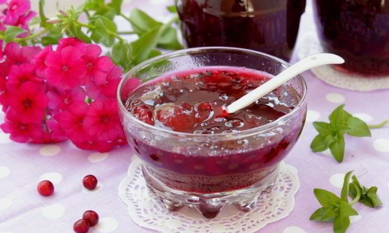 Рецепт брусничного варенья с грушей