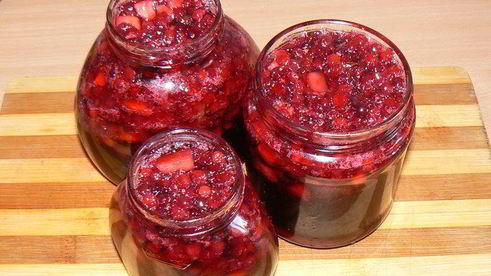 брусничное варенье с яблоками