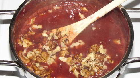 сливовое варенье с бананами и орехами