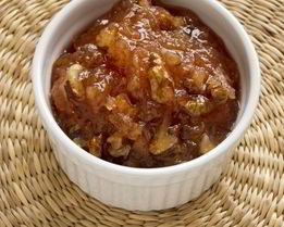 Варенье из айвы с грецкими орехами