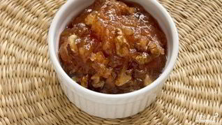 Варенье из айвы с грецкими орехами