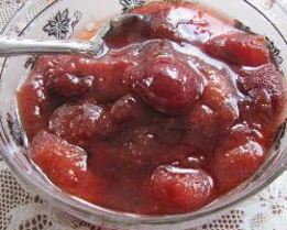 Варенье из клубники в собственном соку, целыми ягодками