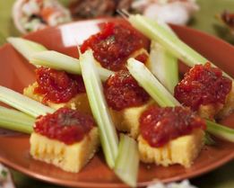 Варенье из помидоров на поленте