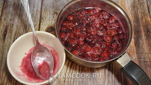 вишневое варенье с агар-агаром