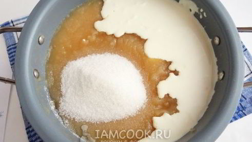 яблочное пюре со сливками на зиму