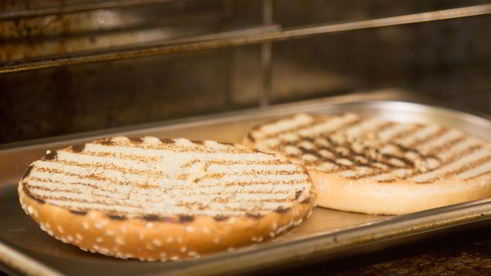 бургер с семгой