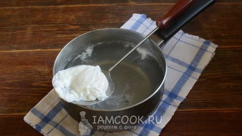 дрожжевые булочки с кунжутом для домашних бургеров