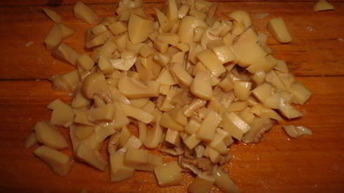 гамбургер с грибами и белым вином