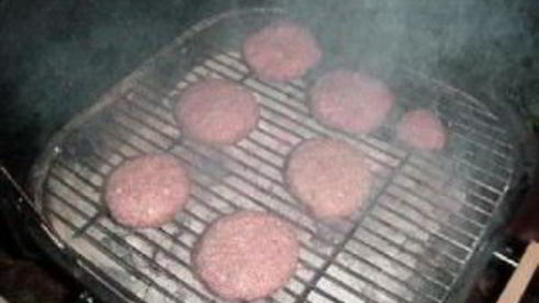 гигантский швейцарский бургер с грибами