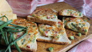 Бутерброд со свиной грудкой