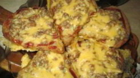 бутерброды с фаршем в духовке