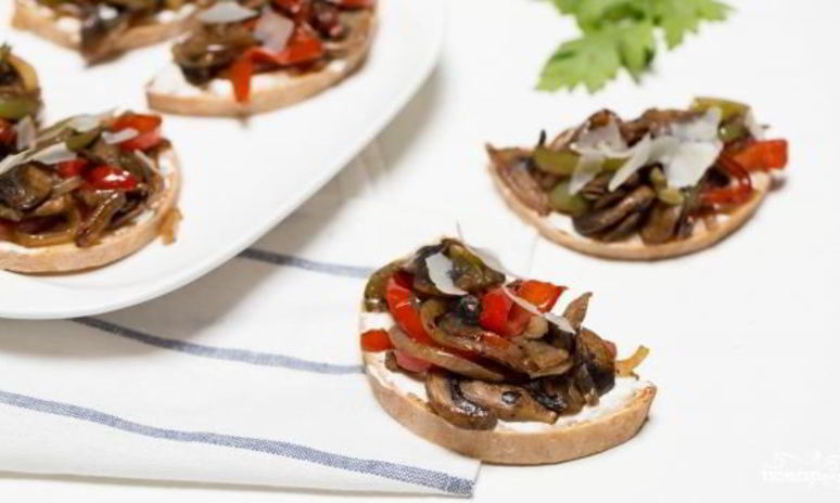 Рецепт бутербродов с грибами и перцем