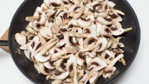 бутерброды с грибами и перцем