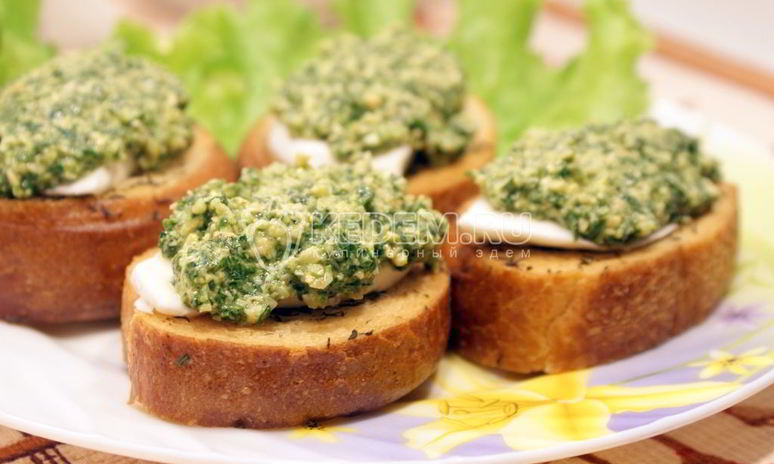 Рецепт горячих бутербродов с кешью