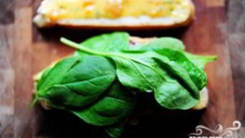 горячие бутерброды с курицей и абрикосовым соусом